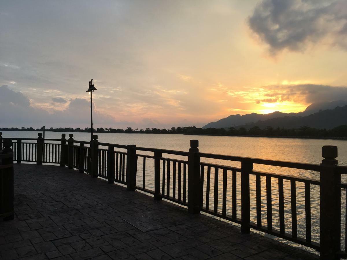 Sea Villa Langkawi Lagoon بانتايْ تْشينانغ المظهر الخارجي الصورة