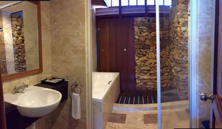 Sea Villa Langkawi Lagoon بانتايْ تْشينانغ المظهر الخارجي الصورة